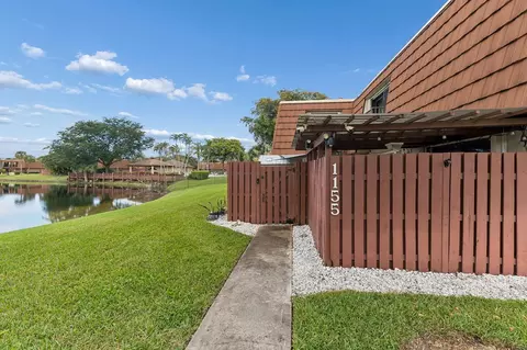 1155 SW 118th Ter, Davie, FL 33325