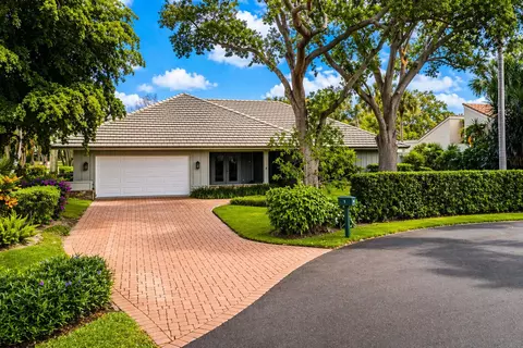 1 Balfour Rd E, Palm Beach Gardens, FL 33418