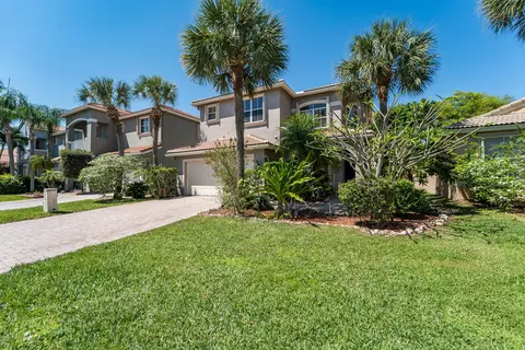 6593 Lurais Dr, Lake Worth, FL 33463