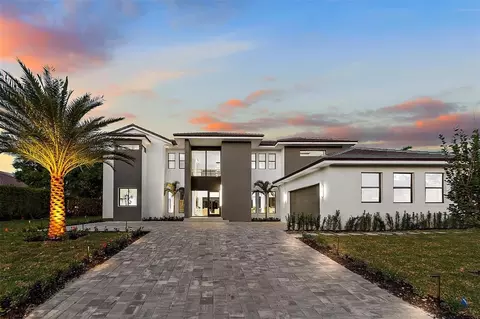 3716 Embassy Dr, West Palm Beach, FL 33401