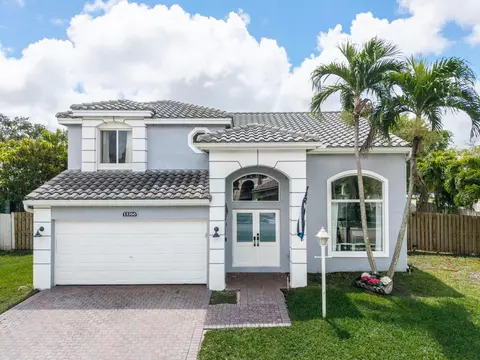 13366 NW 16th St, Pembroke Pines, FL 33028