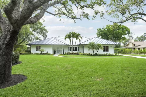 18457 SE Heritage Oaks Ln, Jupiter, FL 33469