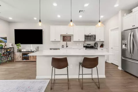 2350 Post St, Palm Springs, FL 33406