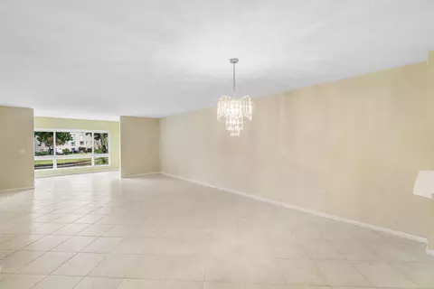 5749 Gemstone Ct #204, Boynton Beach, FL 33437