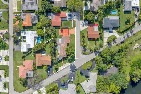 11490 W Biscayne Canal Rd, Miami, FL 33161