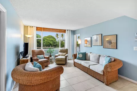 1820 New Palm Way #103, Boynton Beach, FL 33435