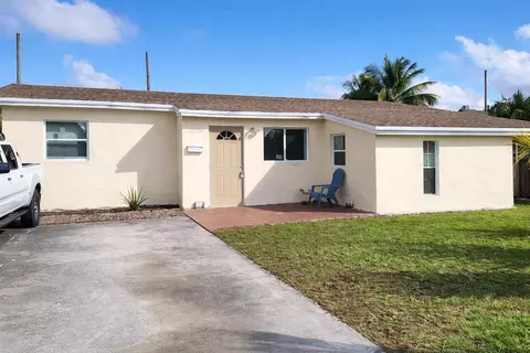 2330 NE 1st Ave, Pompano Beach, FL 33060