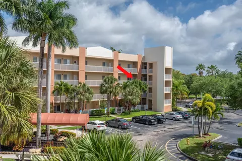 7775 Yardley Dr #314, Tamarac, FL 33321