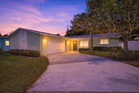 1963 Ocala Rd, North Palm Beach, FL 33408