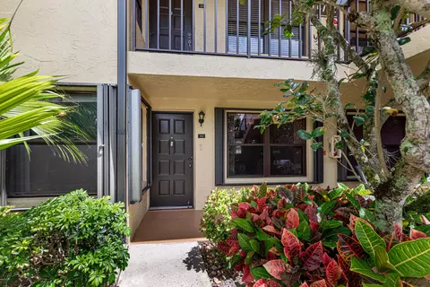4702 E Lucerne Lakes Blvd E #103, Lake Worth, FL 33467