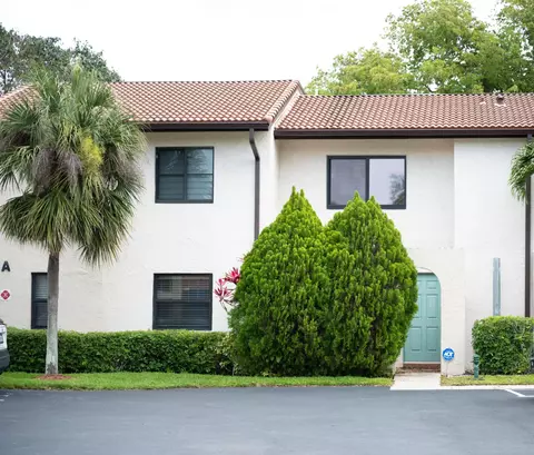 21820 Cypress Cir #25C, Boca Raton, FL 33433