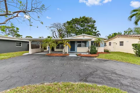 1727 NE 37th St, Oakland Park, FL 33334