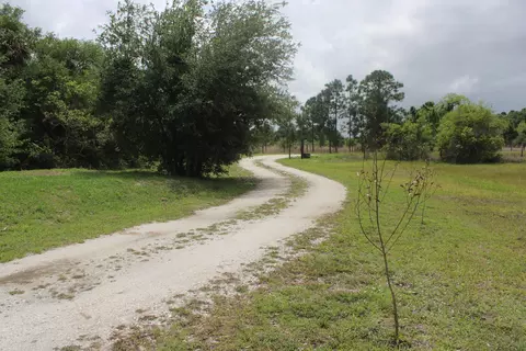 15367 NW 296th St, Okeechobee, FL 34972 photo 4