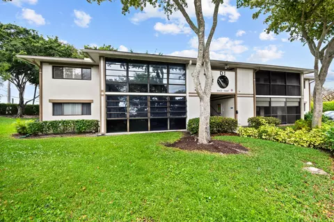 10443 E Clairmont Cir #203, Tamarac, FL 33321