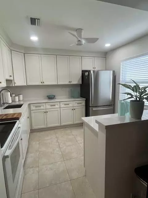 27 Capri #A, Delray Beach, FL 33484 photo 7