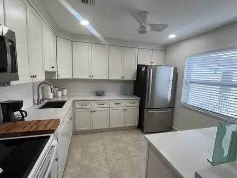 27 Capri #A, Delray Beach, FL 33484 photo 8