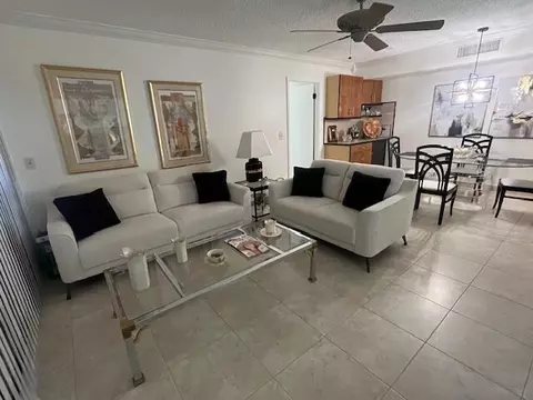 27 Capri #A, Delray Beach, FL 33484 photo 12