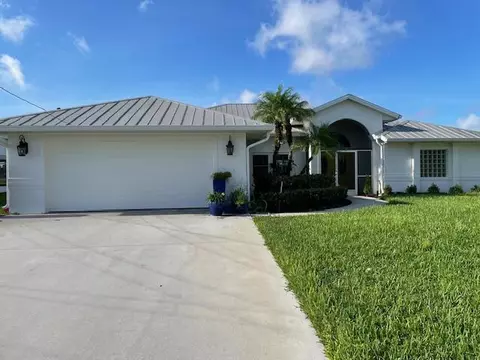 1618 SW Lexington Dr, Port Saint Lucie, FL 34953