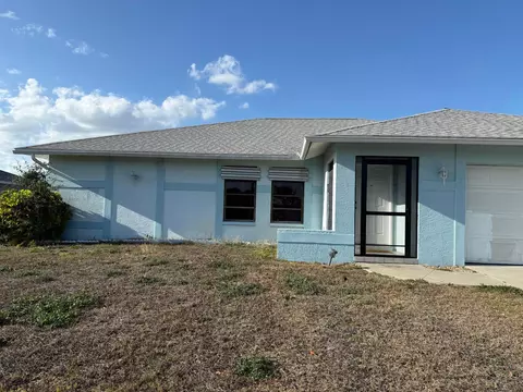 319 SE 27th St, Cape Coral, FL 33904
