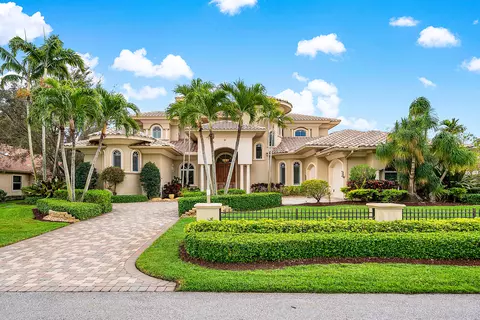 4304 Saint Andrews Dr, Boynton Beach, FL 33436