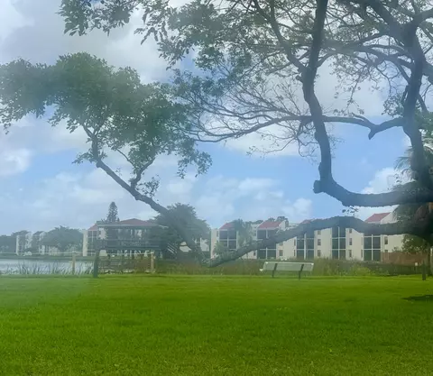 110 Lake Emerald Dr #404, Oakland Park, FL 33309