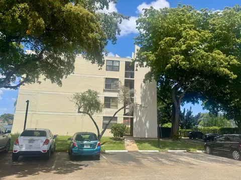 110 Lake Emerald Dr #404, Oakland Park, FL 33309