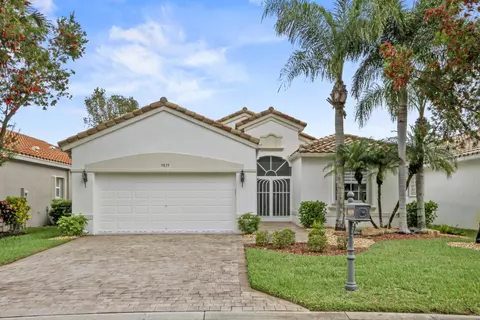 9839 Torino Dr, Lake Worth, FL 33467
