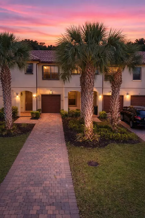 6156 Bangalow Dr, Lake Worth, FL 33463