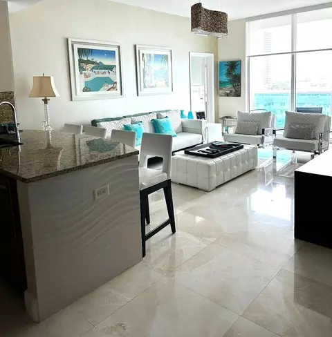 1945 S Ocean Dr #609, Hallandale Beach, FL 33009