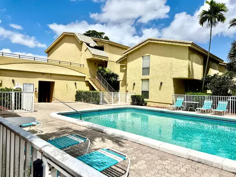8401 W Sample Rd #21, Coral Springs, FL 33065