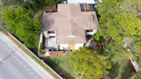 2811 Stoneway Ln #B, Fort Pierce, FL 34982