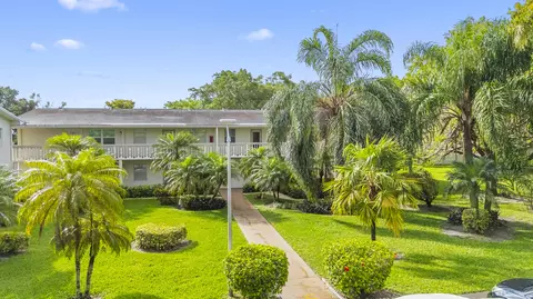 266 Ventnor S, Deerfield Beach, FL 33442