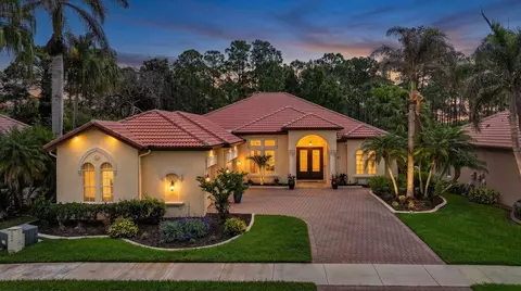 808 SW Classico Ct, Port Saint Lucie, FL 34986