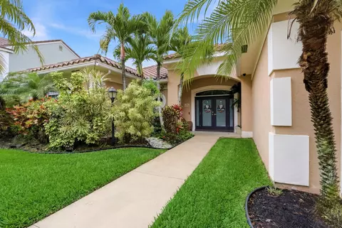 10114 Hunt Club Ln, Palm Beach Gardens, FL 33418