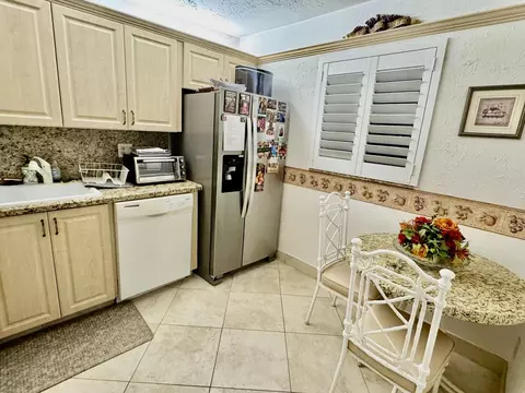 3100 Holiday Springs Blvd, Margate, FL 33063