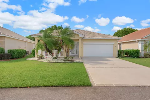 914 NW Sarria Ct, Port Saint Lucie, FL 34986