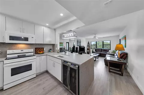 900 River Reach Dr #518, Fort Lauderdale, FL 33315