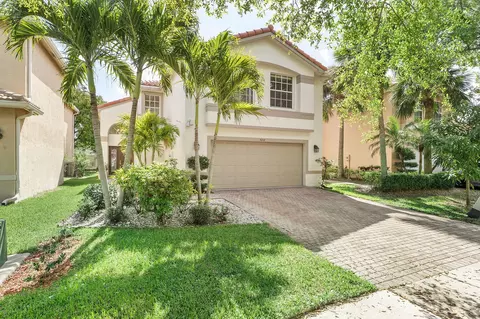 5218 Rising Comet Ln, Greenacres, FL 33463