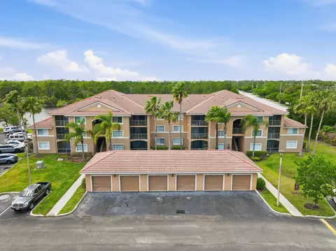 3790 NW Mediterranean Ln #303, Jensen Beach, FL 34957
