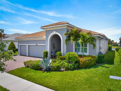 9086 SW Roccia Way, Port Saint Lucie, FL 34987