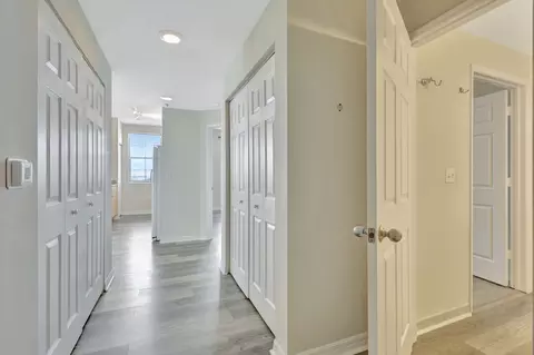 616 Clearwater Park Rd #1013, West Palm Beach, FL 33401