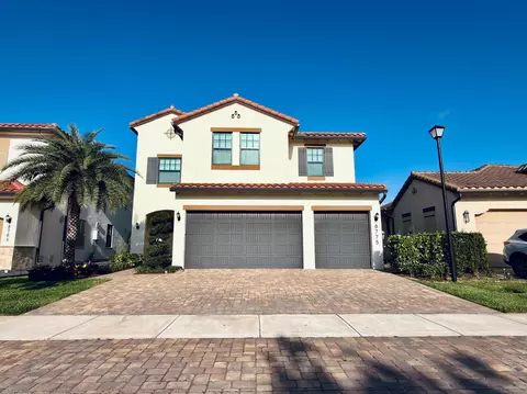 8775 E Baypoint Cir, Parkland, FL 33076
