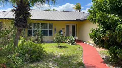 5221 NE 19th Ave, Fort Lauderdale, FL 33308