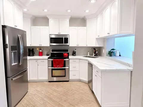1400 NW 46th St, Fort Lauderdale, FL 33309