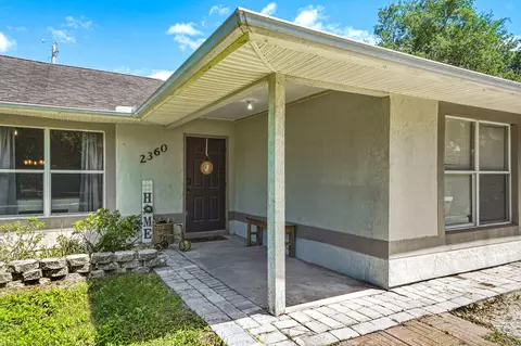 2360 87th Ct, Vero Beach, FL 32966