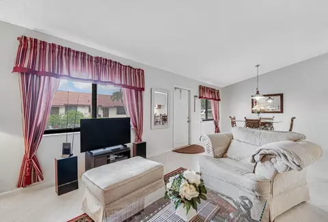 815 Andrew Redding Rd #202, Lantana, FL 33462
