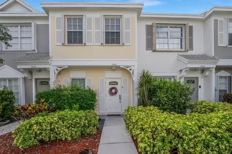 7928 Sanibel Dr, Tamarac, FL 33321