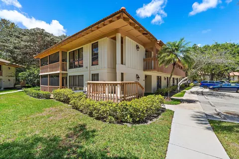 128 Brackenwood Rd #128, Palm Beach Gardens, FL 33418