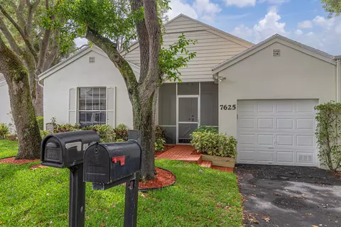 7625 Forest Green Ln, Boynton Beach, FL 33436