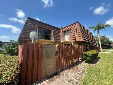 1402 Nebraska #15D, Fort Pierce, FL 34950